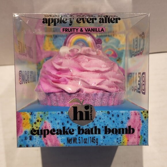 New Set of 3 Cupcake Bath Bombs - Floral/Woody, Fruity/Vanilla, Jasmine/Strawber - Picture 2 of 5
